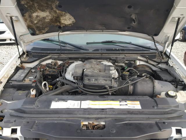 5LMFU28R01LJ22671 - 2001 LINCOLN NAVIGATOR Ақ фото 7