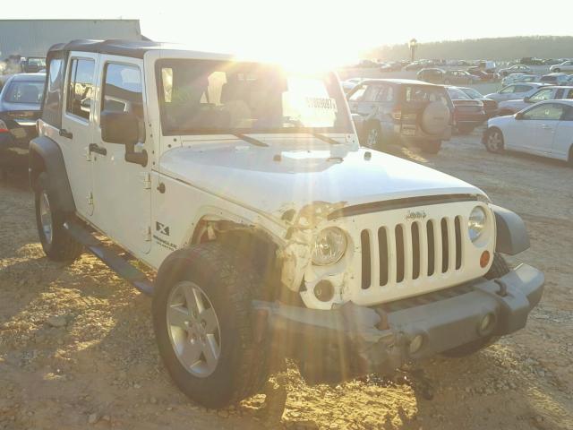 1J4GA391X8L531798 - 2008 JEEP WRANGLER U WHITE photo 1