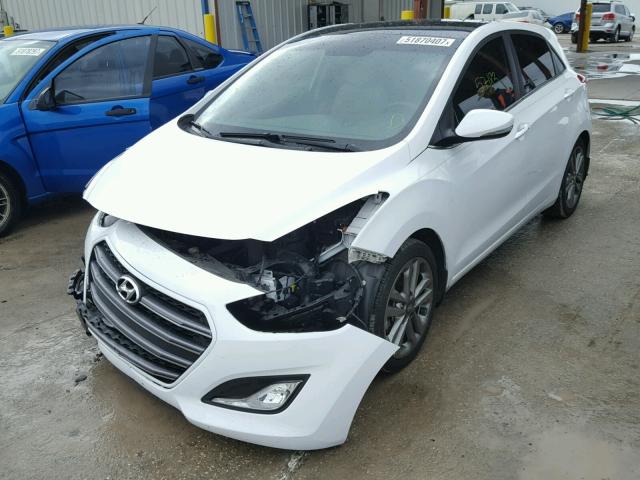 KMHD35LH4GU316846 - 2016 HYUNDAI ELANTRA GT WHITE photo 2