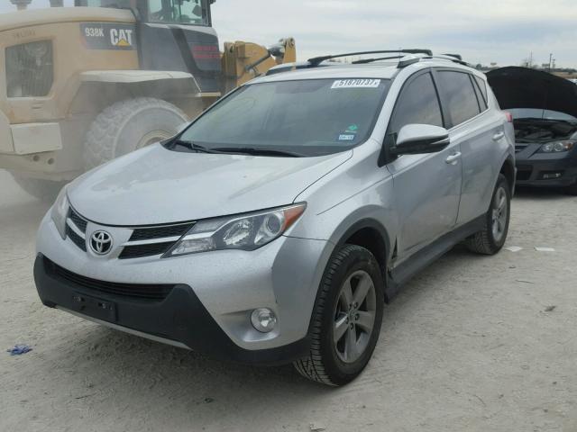 2T3WFREV1FW156084 - 2015 TOYOTA RAV4 XLE SILVER photo 2