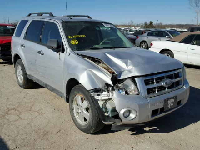 1FMCU9DG9BKB75038 - 2011 FORD ESCAPE XLT SILVER photo 1