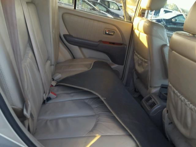 JTJGF10U810099395 - 2001 LEXUS RX 300 GOLD photo 6