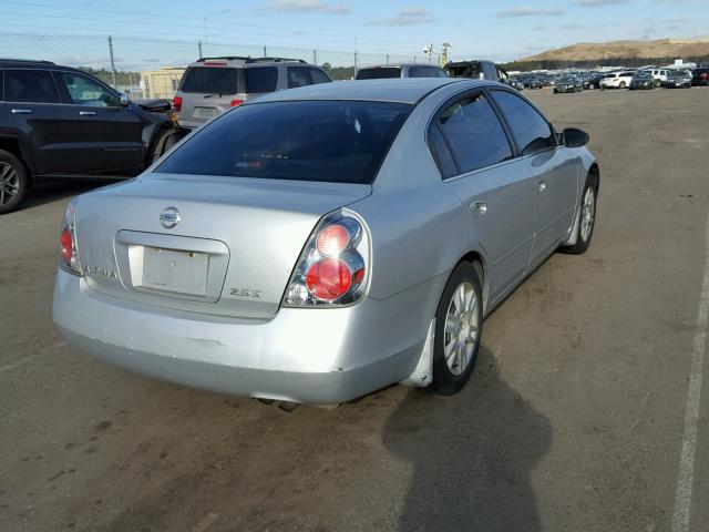 1N4AL11D25C226569 - 2005 NISSAN ALTIMA S SILVER photo 4