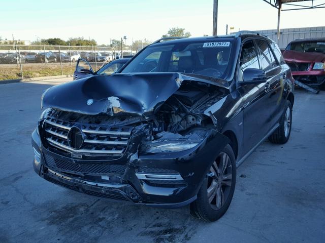 4JGDA5HB6CA026937 - 2012 MERCEDES-BENZ ML 350 4MA BLACK photo 2