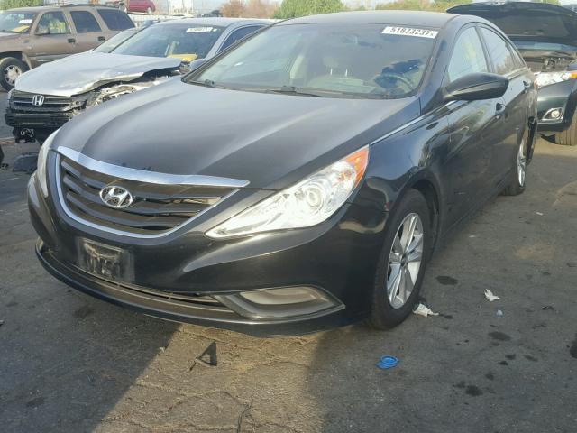 5NPEB4AC6CH472436 - 2012 HYUNDAI SONATA GLS BLACK photo 2