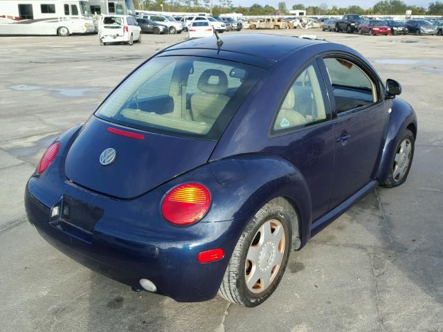 3VWDD21CXYM412572 - 2000 VOLKSWAGEN NEW BEETLE BLUE photo 4