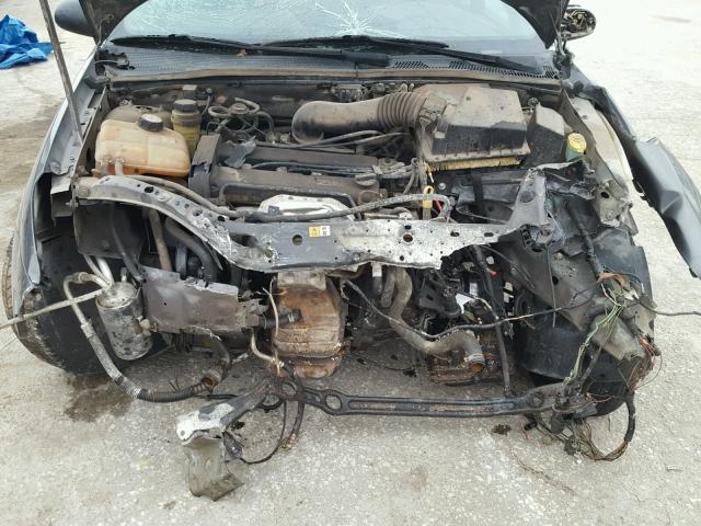 1FAFP34302W307203 - 2002 FORD FOCUS SE GRAY photo 9