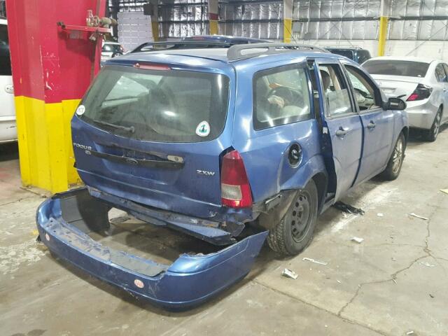 1FAHP36N85W158146 - 2005 FORD FOCUS ZXW BLUE photo 4