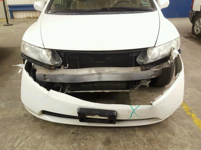 JHMFA36236S009885 - 2006 HONDA CIVIC HYBR WHITE photo 9