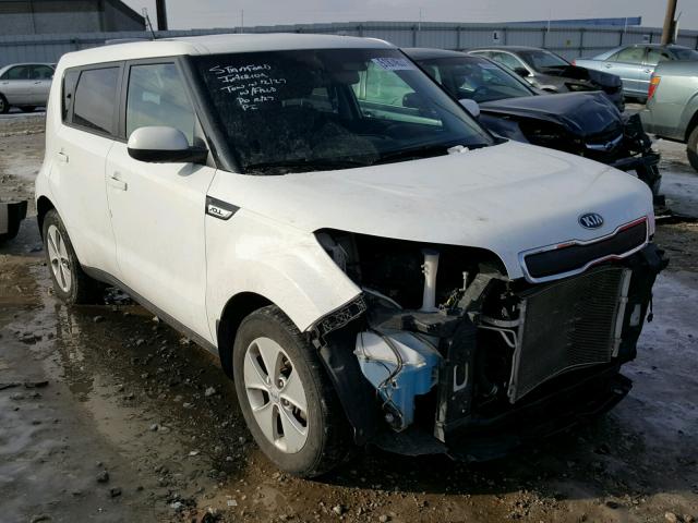 KNDJN2A22G7402315 - 2016 KIA SOUL WHITE photo 1