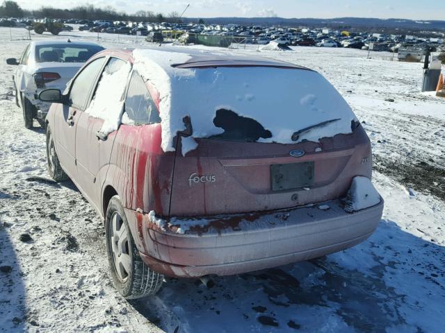 3FAFP37324R126167 - 2004 FORD FOCUS ZX5 RED photo 3