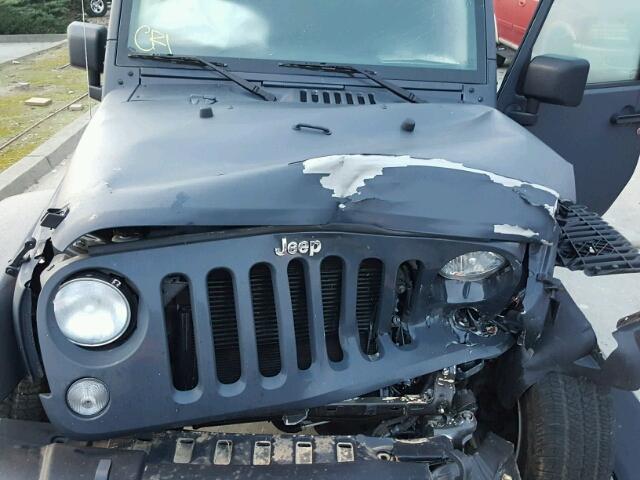 1C4HJWDG4GL334101 - 2016 JEEP WRANGLER U BLACK photo 7