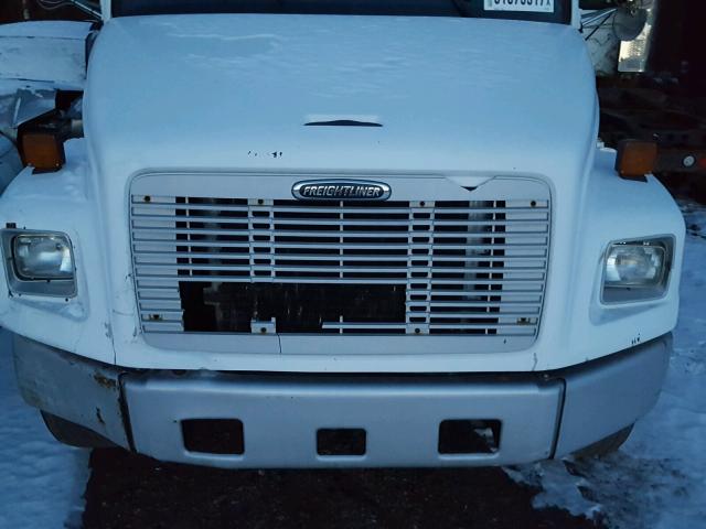 1FVABSAK54HM56520 - 2004 FREIGHTLINER MEDIUM CON WHITE photo 7