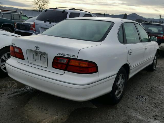 4T1BF18B1WU256292 - 1998 TOYOTA AVALON XL WHITE photo 4