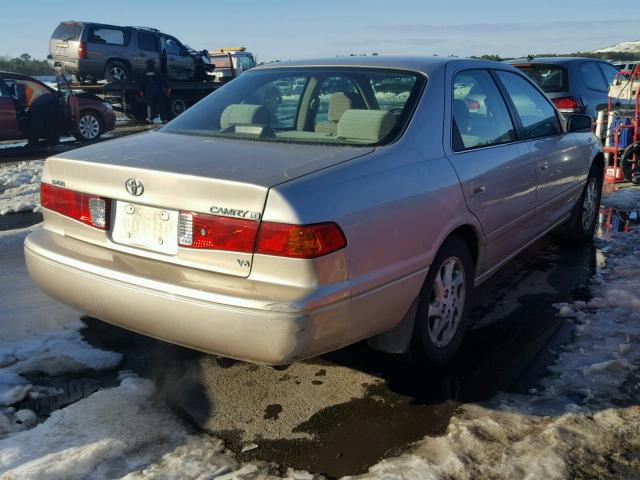 4T1BF22K01U118086 - 2001 TOYOTA CAMRY LE თაფლისფერი ფოტო 4