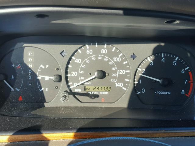 4T1BF22K01U118086 - 2001 TOYOTA CAMRY LE თაფლისფერი ფოტო 8