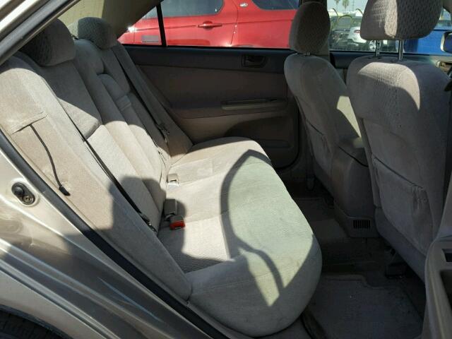 4T1BE32K74U346065 - 2004 TOYOTA CAMRY LE თაფლისფერი ფოტო 6