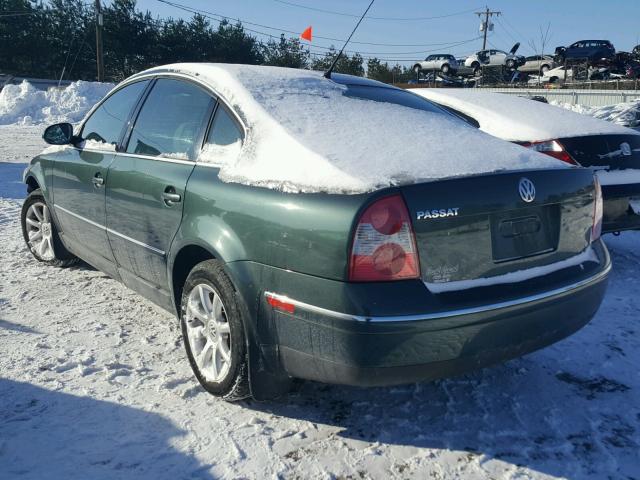 WVWPD63B04E180589 - 2004 VOLKSWAGEN PASSAT GLS GREEN photo 3