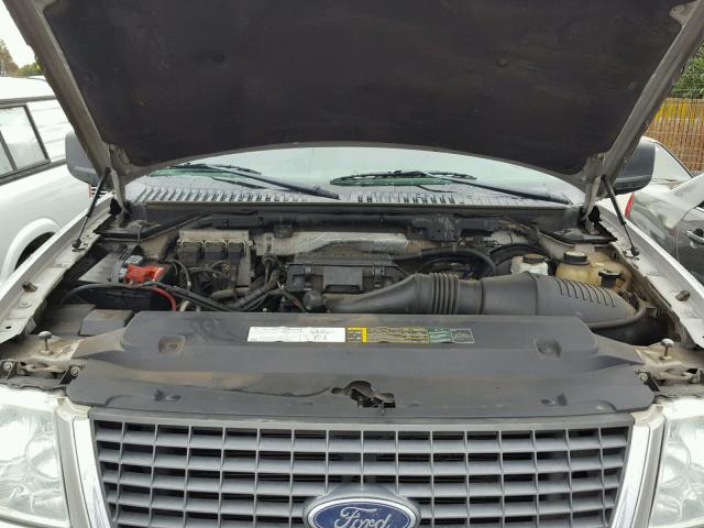 1FMPU16586LA57898 - 2006 FORD EXPEDITION SILVER photo 7