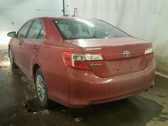 4T1BF1FK2DU665871 - 2013 TOYOTA CAMRY L RED photo 3