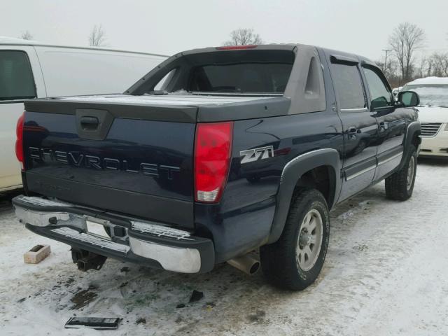 3GNEK12Z55G287668 - 2005 CHEVROLET AVALANCHE BLUE photo 4