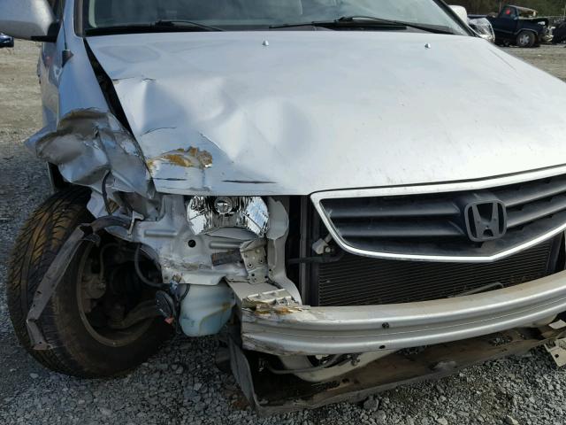 5FNRL18613B016095 - 2003 HONDA ODYSSEY EX SILVER photo 9