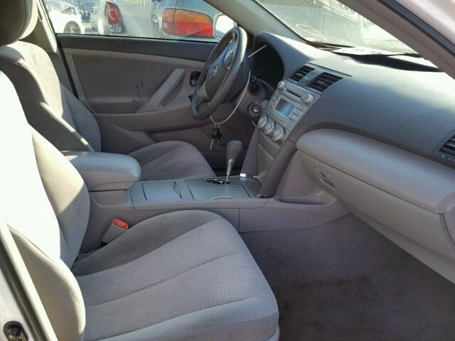 4T1BF3EK1BU654547 - 2011 TOYOTA CAMRY BASE 白色 照片 5