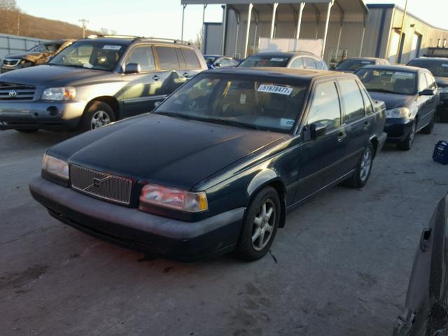 YV1LS5536S2244728 - 1995 VOLVO 850 BASE GREEN photo 2