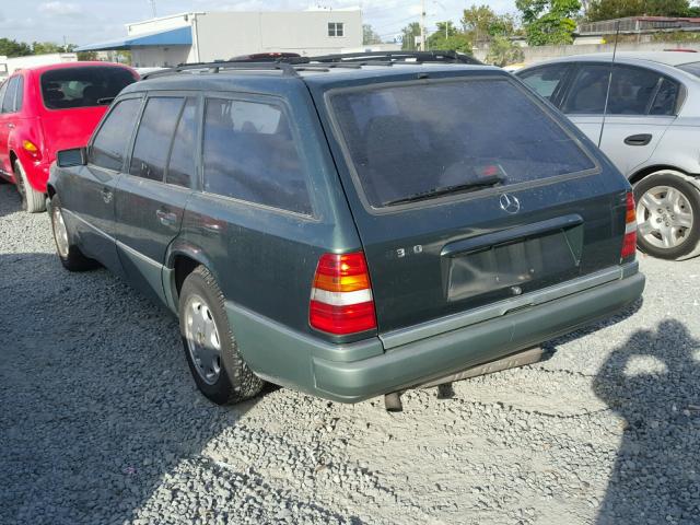 WDBEA92E3RF293580 - 1994 MERCEDES-BENZ E 320 GREEN photo 3