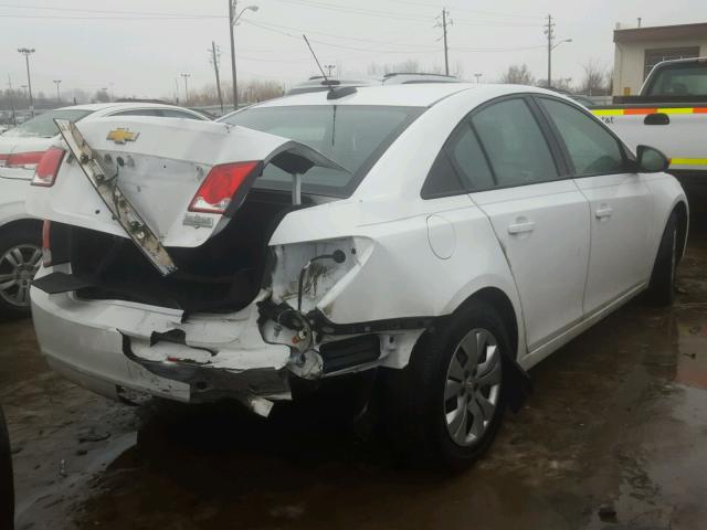 1G1PB5SH5F7267071 - 2015 CHEVROLET CRUZE LS WHITE photo 4