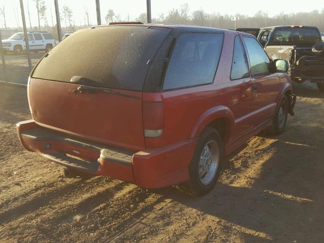 1GNCS18WX2K107125 - 2002 CHEVROLET BLAZER RED photo 4