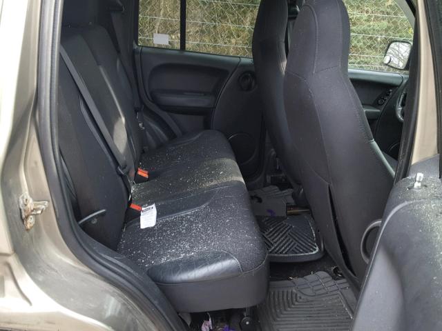 1J4GL38K64W159454 - 2004 JEEP LIBERTY RE GOLD photo 6