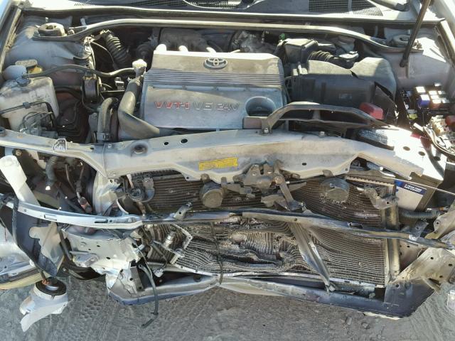 4T1BF32K13U050096 - 2003 TOYOTA CAMRY LE ვერცხლისფერი ფოტო 7