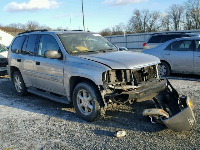 1GKDT13S952253863 - 2005 GMC ENVOY SILVER photo 1