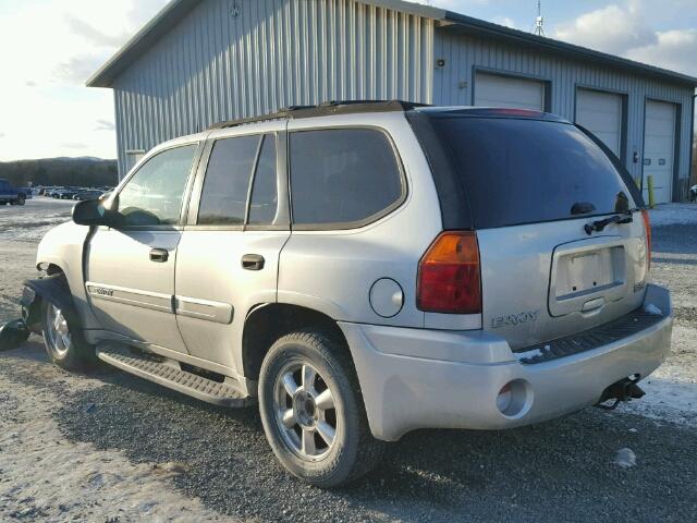 1GKDT13S952253863 - 2005 GMC ENVOY SILVER photo 3