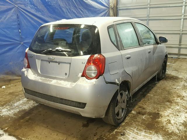 KL1TD66E89B358950 - 2009 CHEVROLET AVEO LS SILVER photo 4