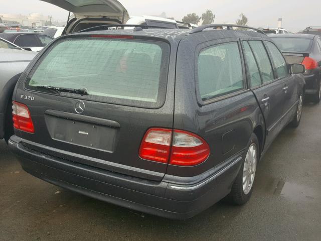 WDBJH65J61B314872 - 2001 MERCEDES-BENZ E 320 GRAY photo 4