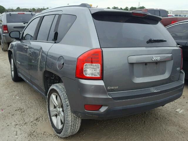 1C4NJCEA5CD636609 - 2012 JEEP COMPASS LA GRAY photo 3