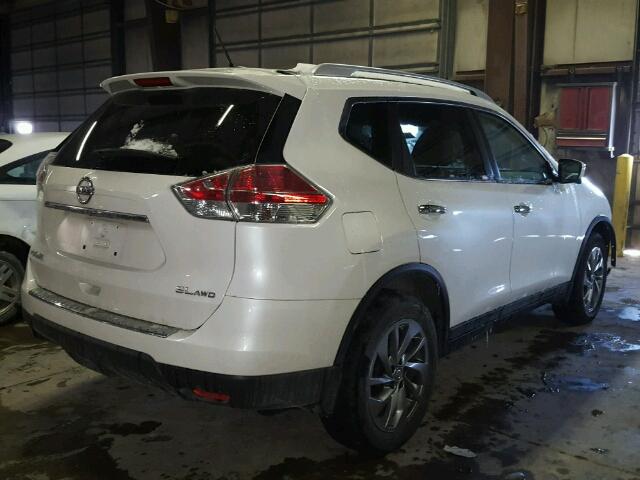 5N1AT2MV4FC848110 - 2015 NISSAN ROGUE S WHITE photo 4