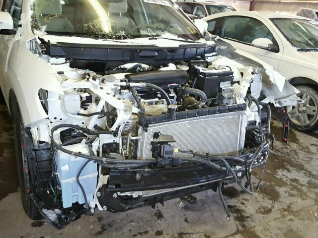 5N1AT2MV4FC848110 - 2015 NISSAN ROGUE S WHITE photo 9