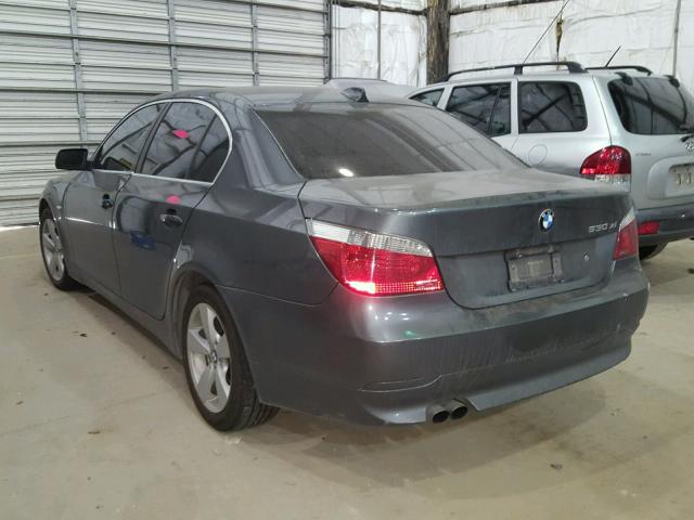 WBANF73576CU20511 - 2006 BMW 530 XI GRAY photo 3