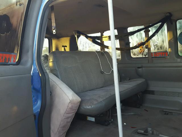 1GAHG35U071159190 - 2007 CHEVROLET EXPRESS G3 BLUE photo 6