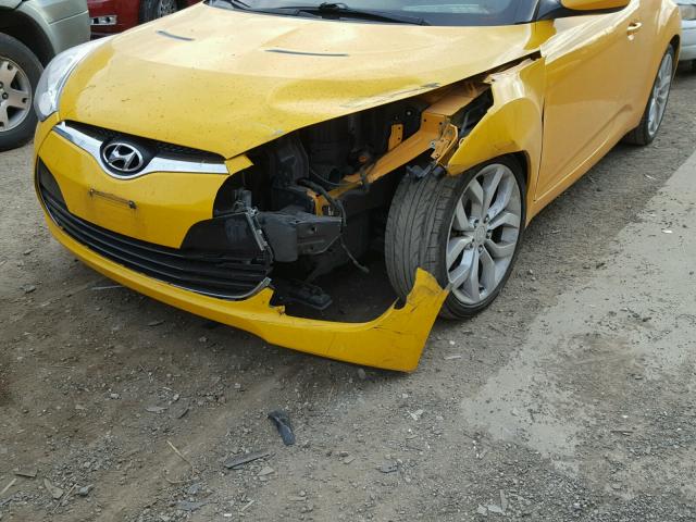 KMHTC6AD2DU105206 - 2013 HYUNDAI VELOSTER B YELLOW photo 9