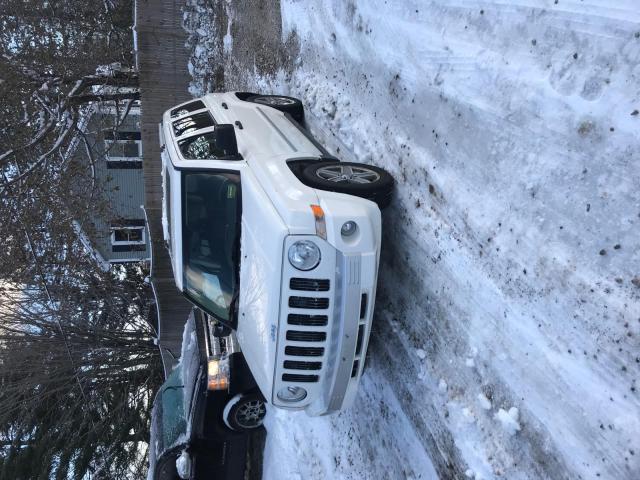 1J8FF48W78D560894 - 2008 JEEP PATRIOT LI WHITE photo 2