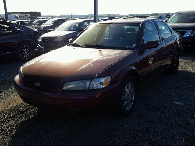 JT2BF28K5X0167823 - 1999 TOYOTA CAMRY LE BURGUNDY photo 2