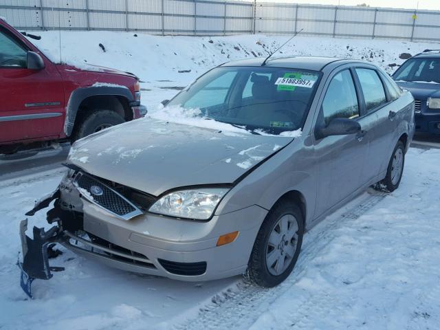 1FAFP34N87W351751 - 2007 FORD FOCUS ZX4 TAN photo 2