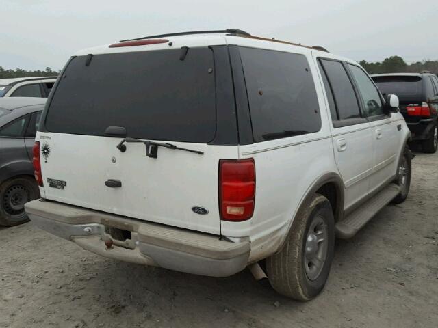 1FMRU1760YLC00880 - 2000 FORD EXPEDITION WHITE photo 4