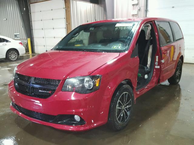 2C4RDGCG3ER284234 - 2014 DODGE GRAND CARA RED photo 2