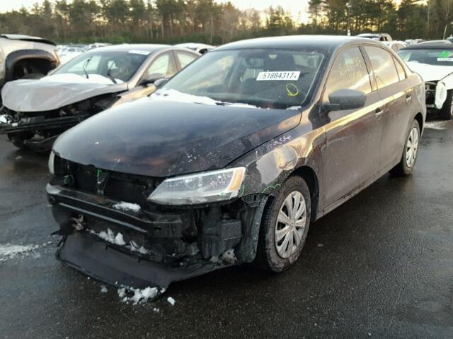 3VW2K7AJ0CM473673 - 2012 VOLKSWAGEN JETTA BASE 黑色 照片 2