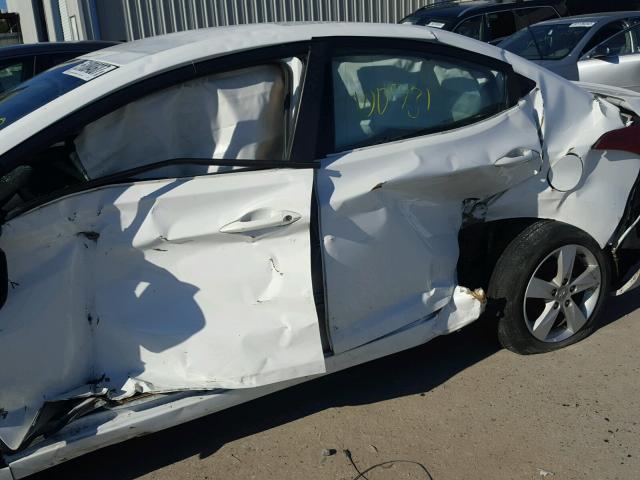 5NPDH4AE3DH368984 - 2013 HYUNDAI ELANTRA GL WHITE photo 9